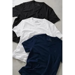 Kit com 3 Camisetas Gola V Polo Wear