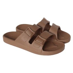 LINUS - Sandália Unissex - Sandálias Slip On, Confortável e Resistente, Fácil de Limpar, Vegano, Material 100% Reciclado
