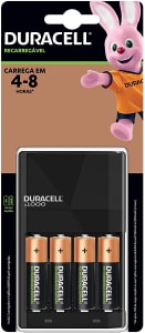 Carregador de Pilhas Duracell com 4 pilhas AA