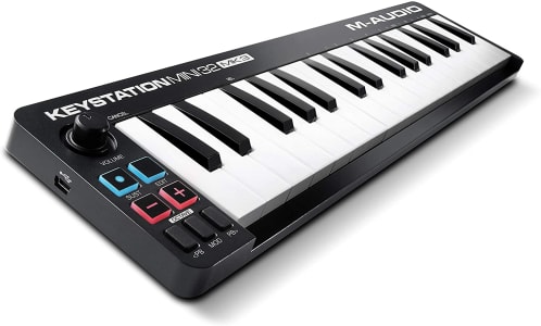  M Audio Keystation Mini 32 MK3 – Mini controlador de teclado USB MIDI ultra portátil com ProTools First, M Audio Edition e Xpand 2 da Air Music Tech 