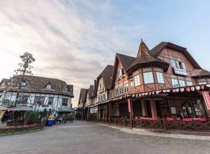 Pacote Blumenau - 2021 Aéreo + Hotel com Café da Manhã