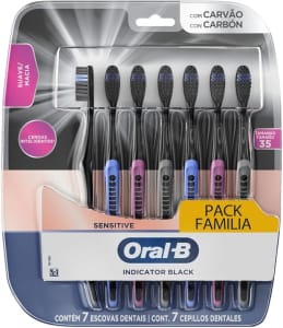 Oral-B Escova de Dente Indicador Black Charcoal 7 Unidades