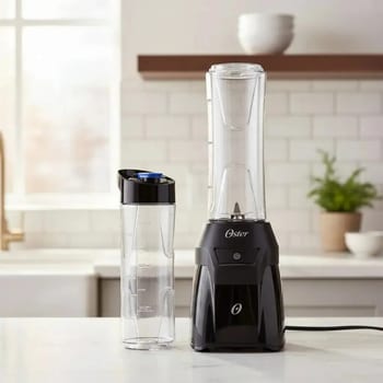 Liquidificador Portátil OBLD700-220 Power Blender 2 Jarras Oster