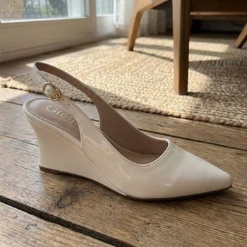 Scarpin Feminino Slingback Anabela Salto Alto Cunha Gigil Off White 37 Br