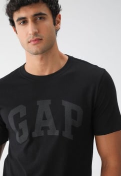 Camiseta GAP Logo Preta