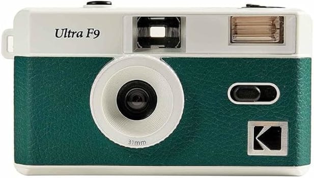 Kodak Film Camera Ultra F9 - Dark Night Green